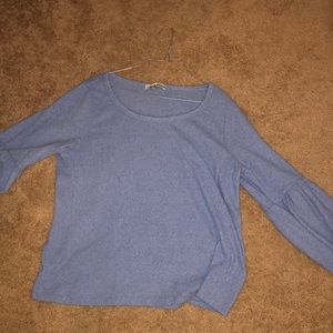 Cute purple bubble sleeve shirt.